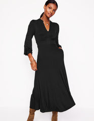 Ivy Smocked Midi Dress - Black