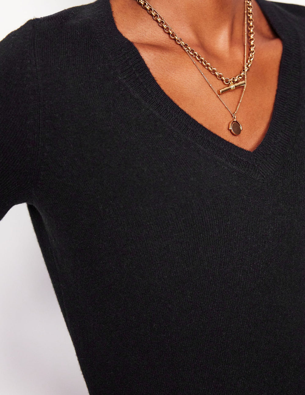 Eva Cashmere V - Neck Sweater - Black