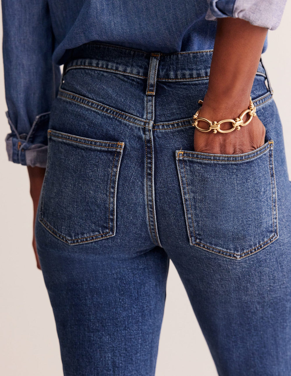 Girlfriend Jeans - Mid Vintage