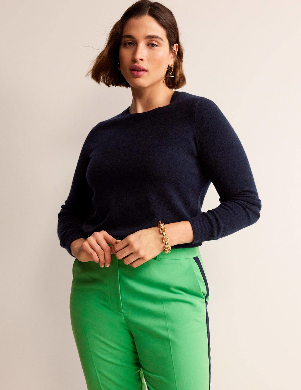 Eva Cashmere V - Neck Sweater - Navy