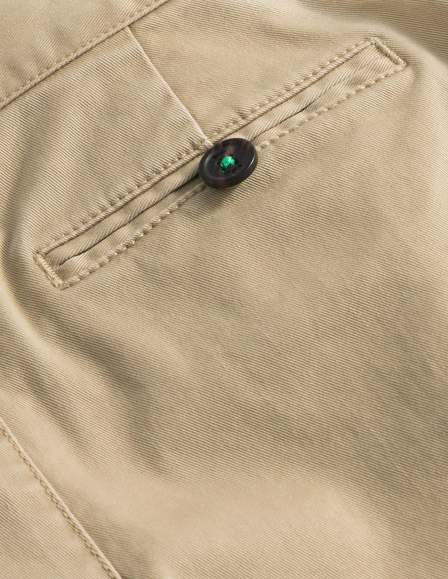 Classic Chinos - Classic Tan