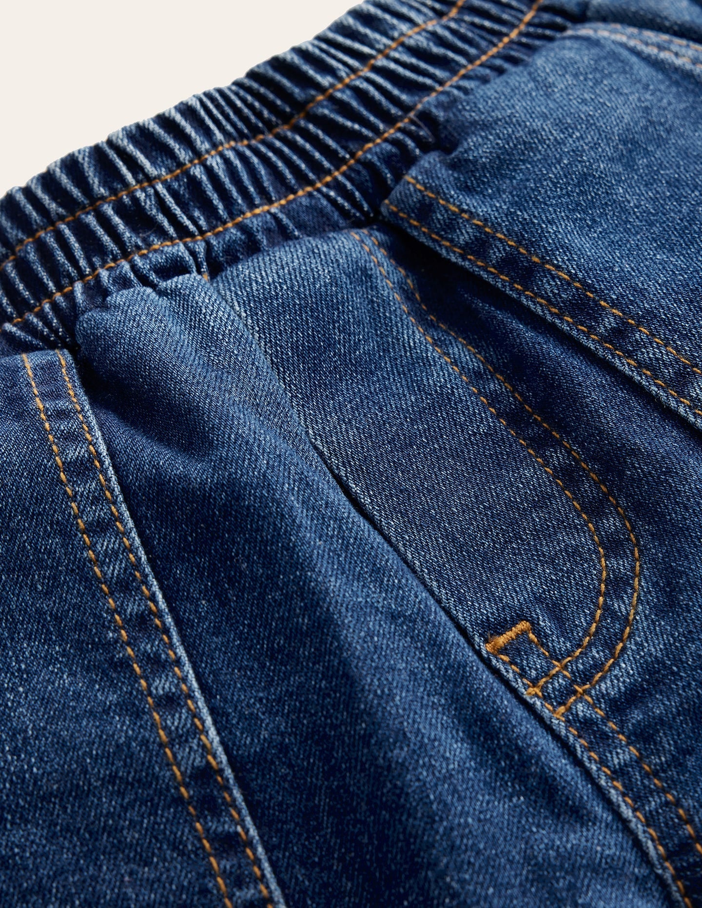 Pull - On Jeans - Mid Wash