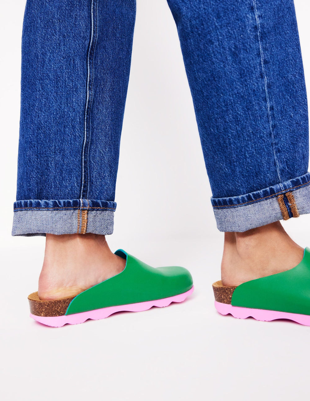 Lyla Colour Block Clogs - Rich Emerald