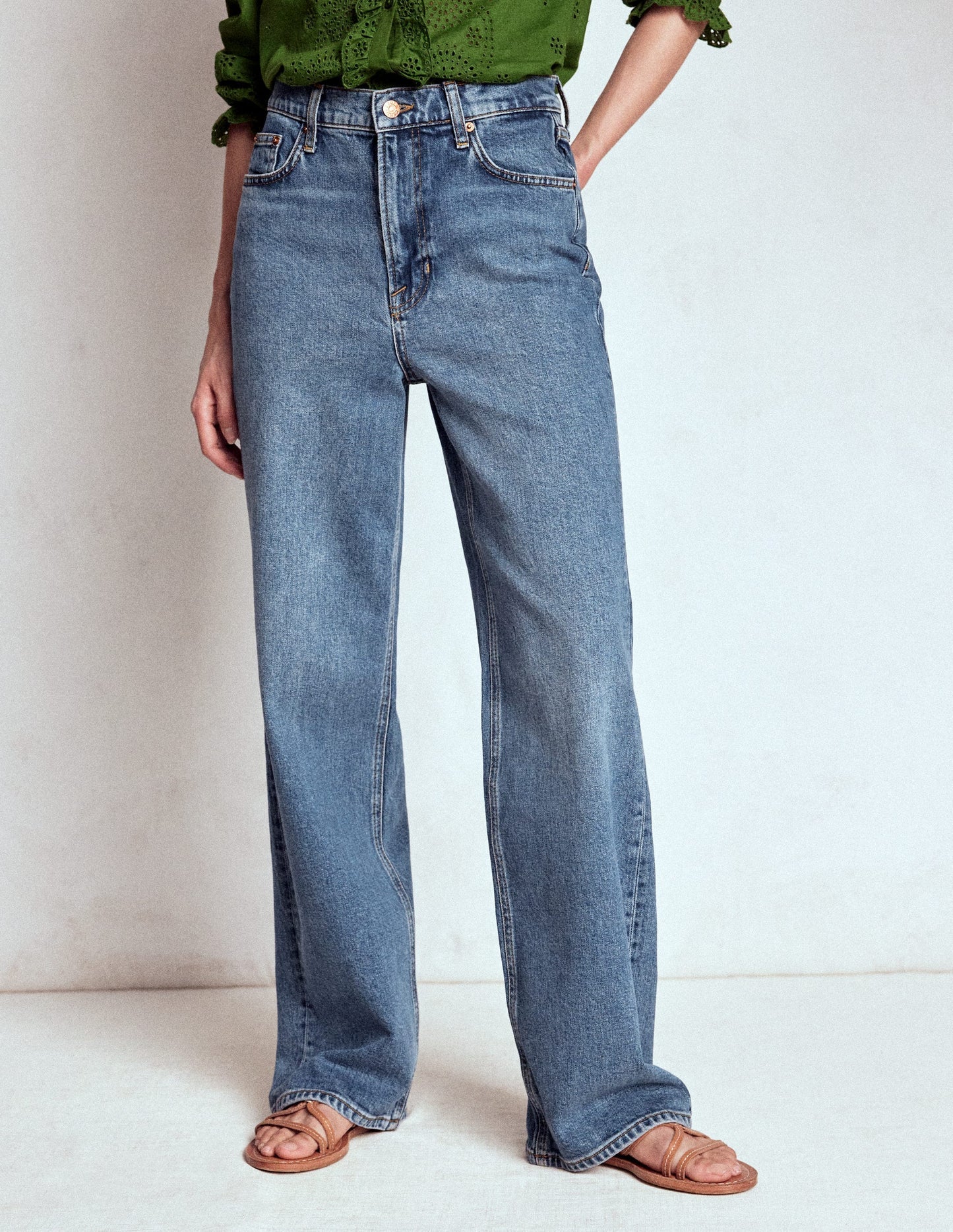 High Rise Column Leg Jeans - Mid Vintage