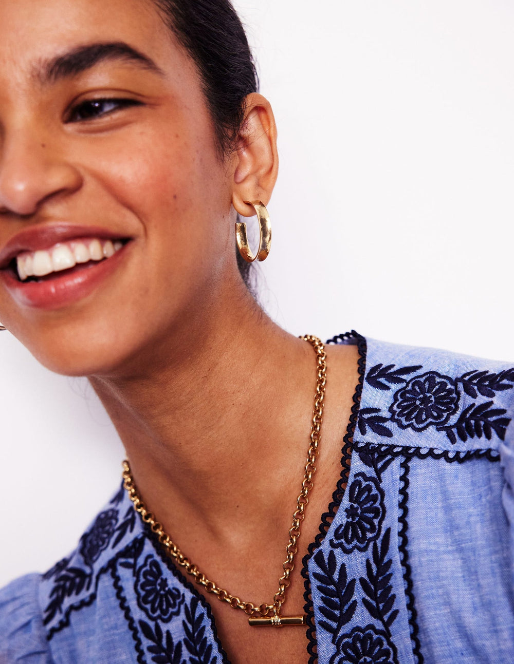 Small Hammered Hoop Earrings - Gold