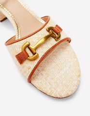 Iris Snaffle Block Heel Sandal - Natural