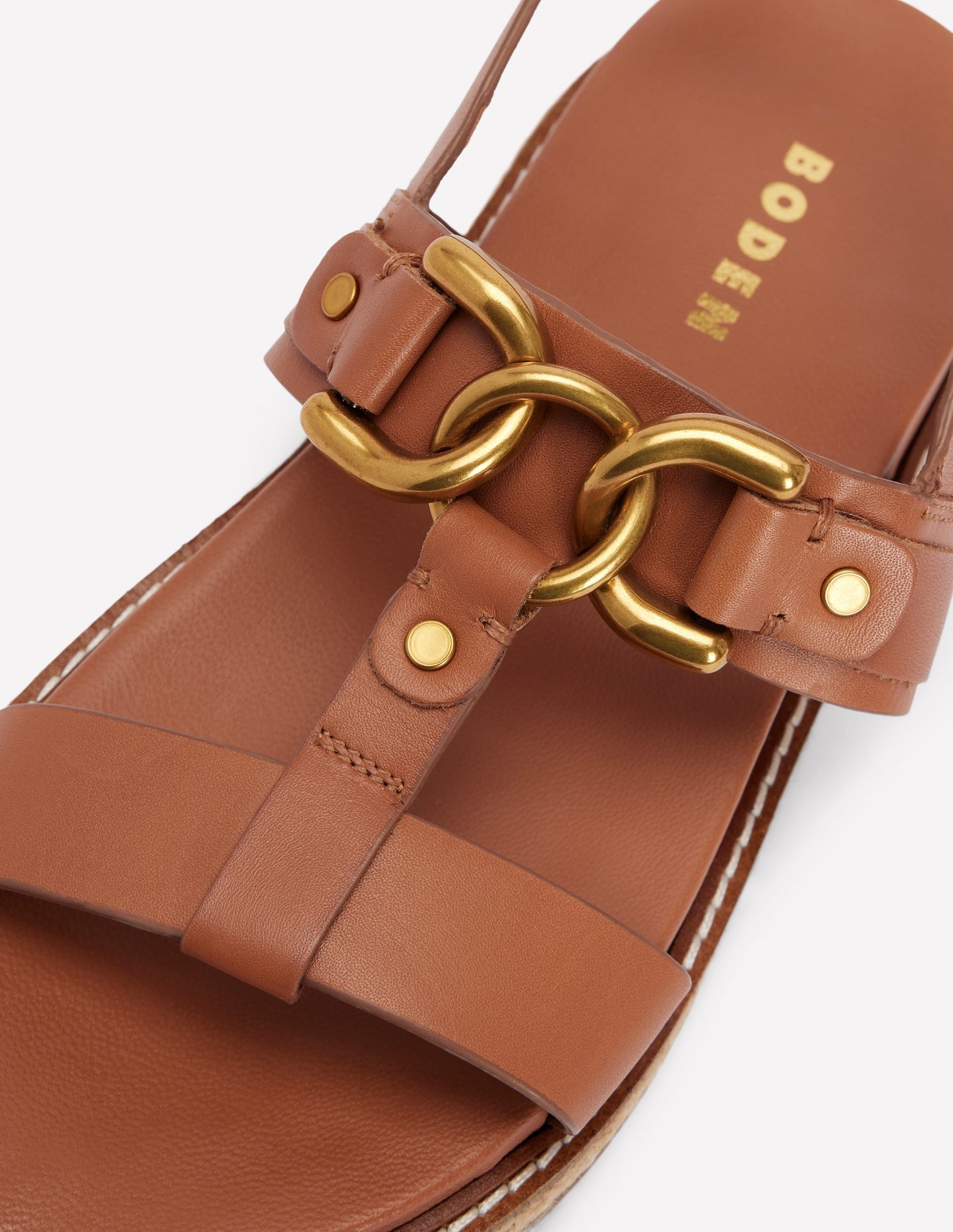 Hardware Detail Footbed Sandal - Tan