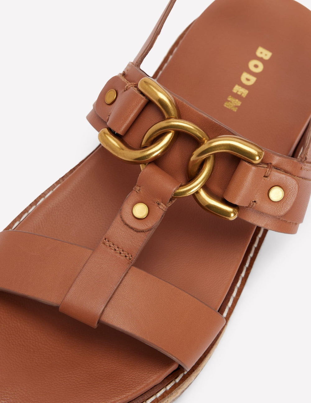 Hardware Detail Footbed Sandal - Tan