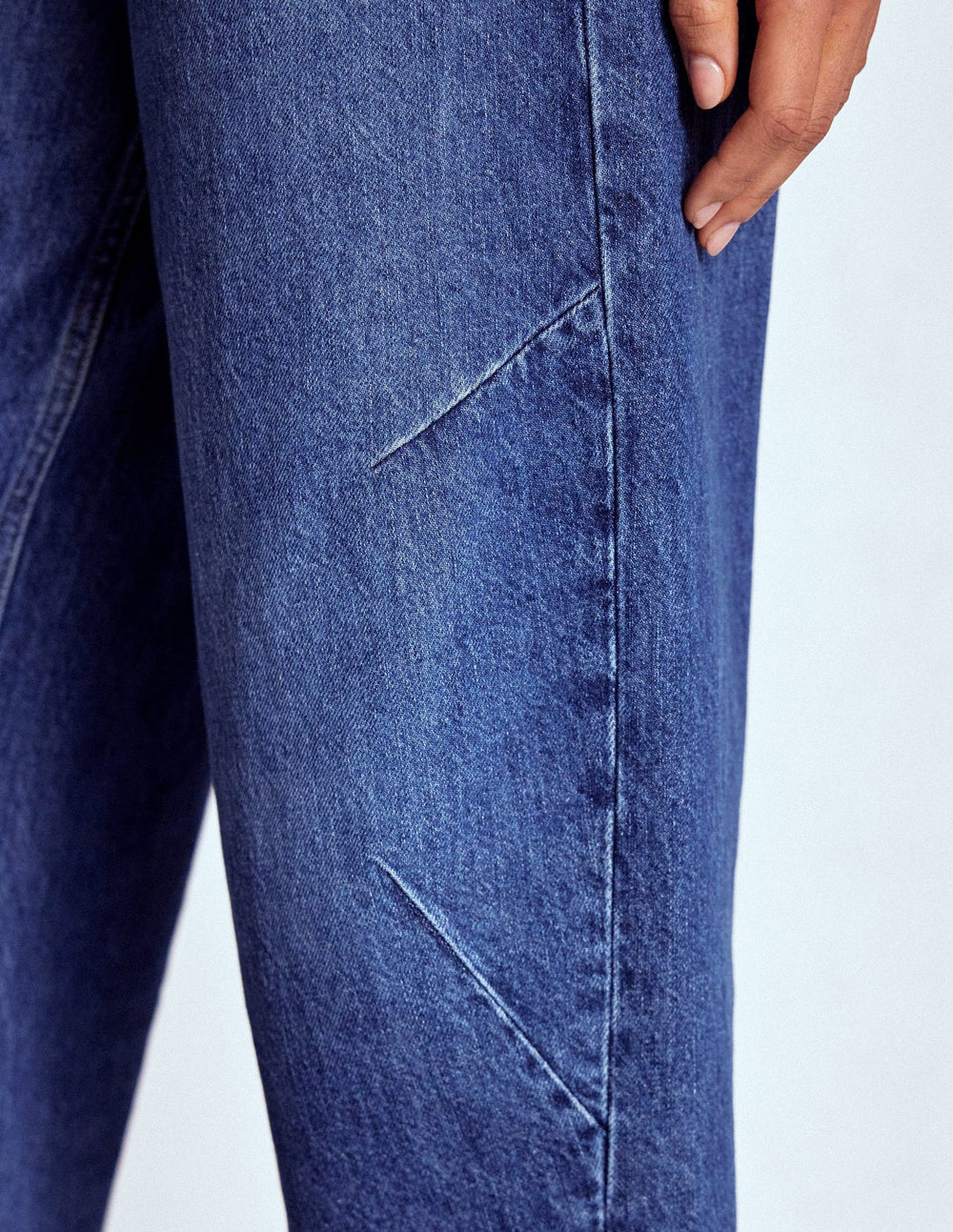 Barrel Leg Jeans - Mid Vintage