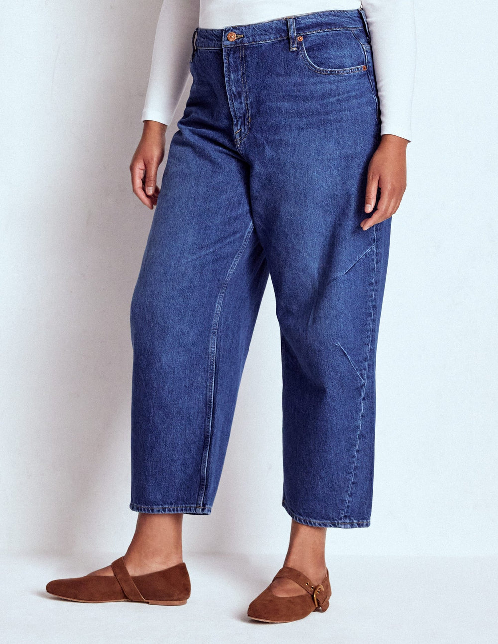 Barrel Leg Jeans - Mid Vintage