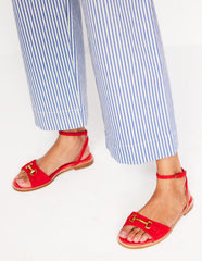 Iris Snaffle Flat Sandals - Post Box Red