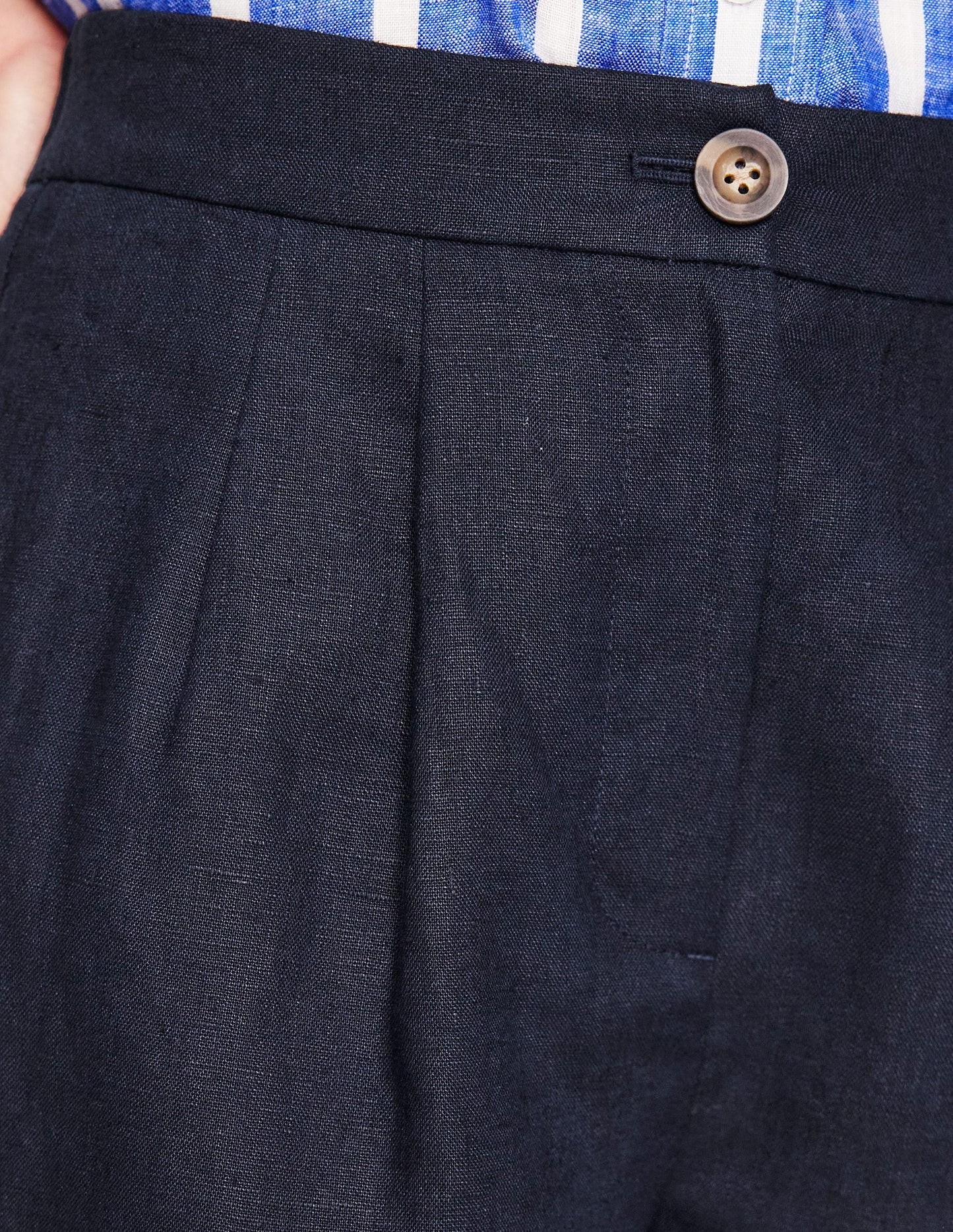 Dulwich Linen Shorts - Navy