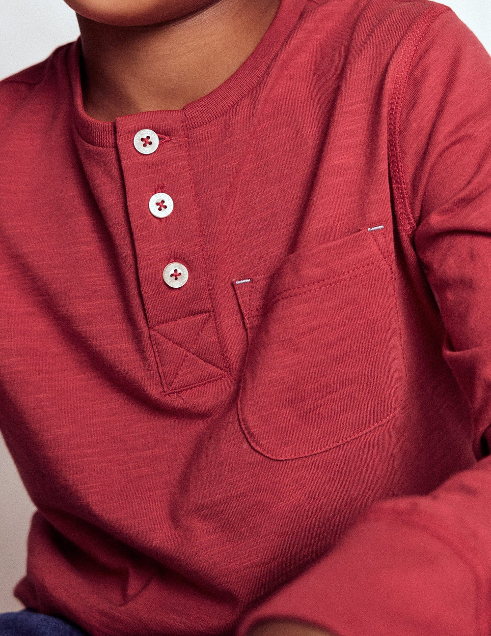 Everyday Henley T-shirt - Pomegranate red