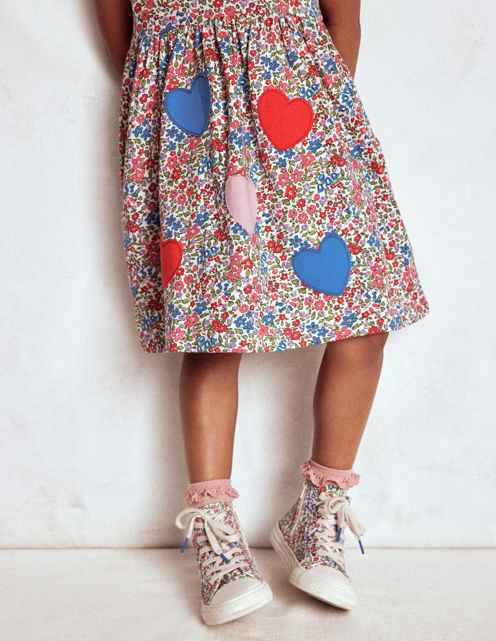 Appliqué T-shirt Dress - Rose Pink Flowerbed Hearts