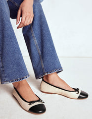 Kitty Flexi Sole Ballet Flats - Ecru/Black