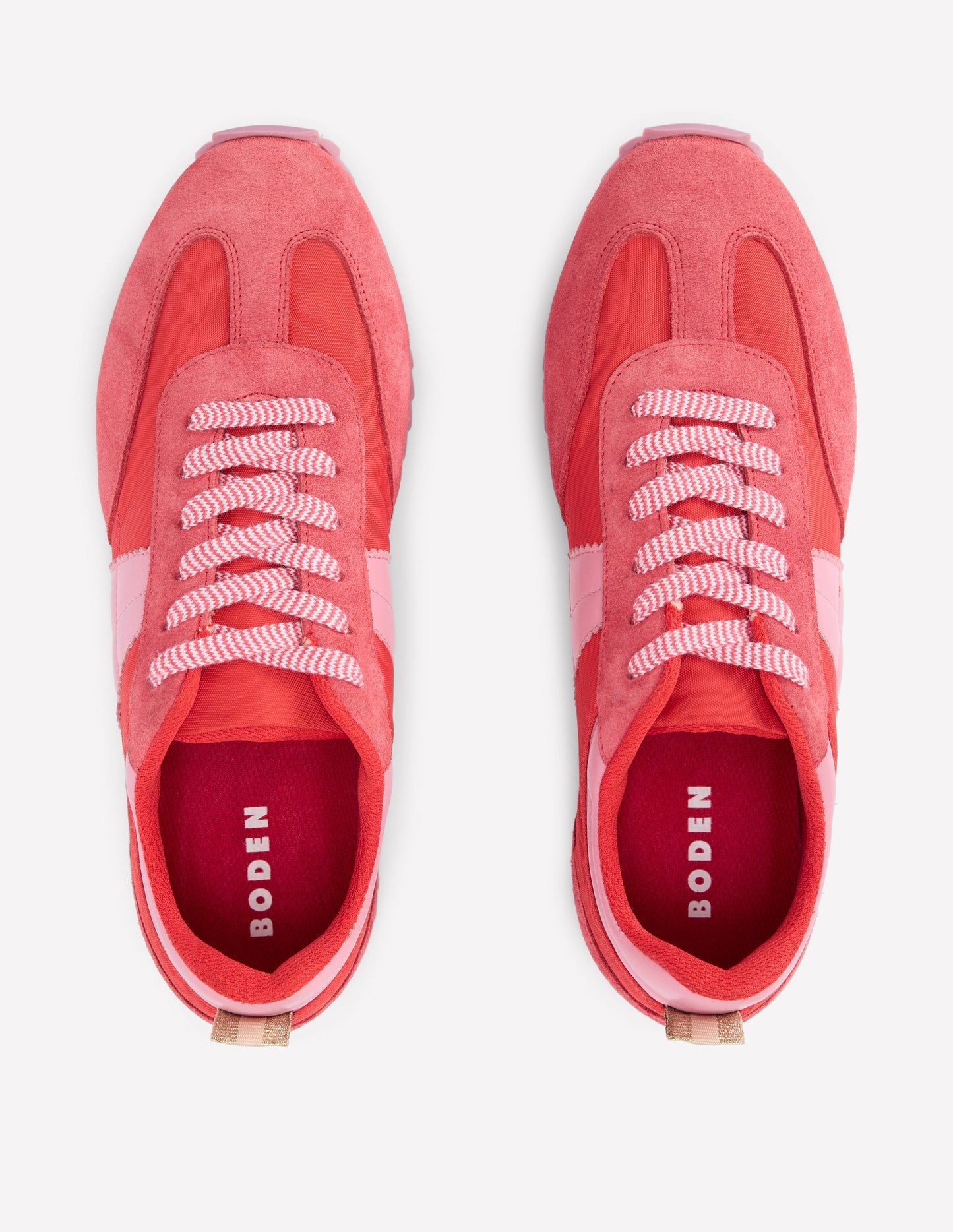 Retro Runner Trainer - Red