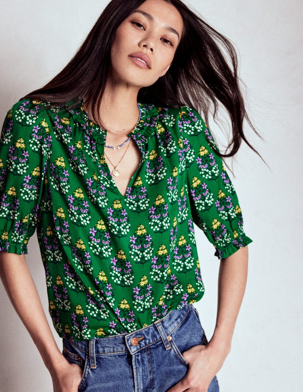 Ria Short Sleeve Top - Emerald, Wildflower Bouquet