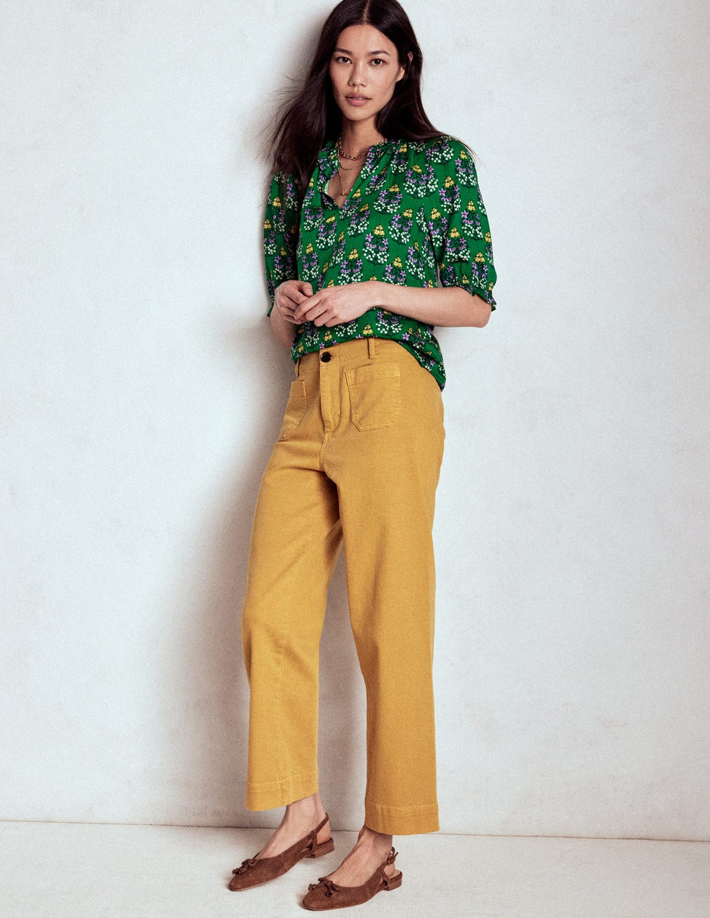 Ria Short Sleeve Top - Emerald, Wildflower Bouquet
